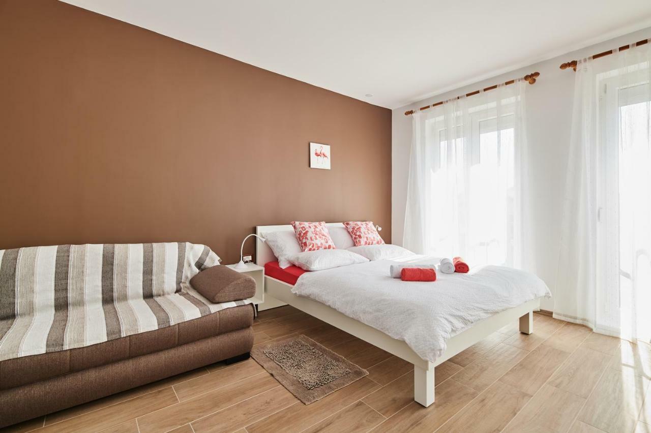 Studio Apartman Lena Umag Exterior foto