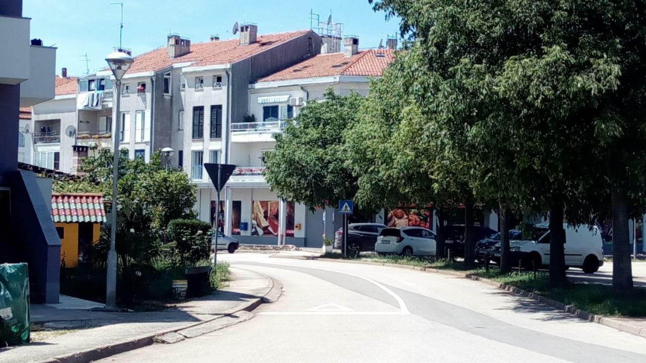 Studio Apartman Lena Umag Exterior foto