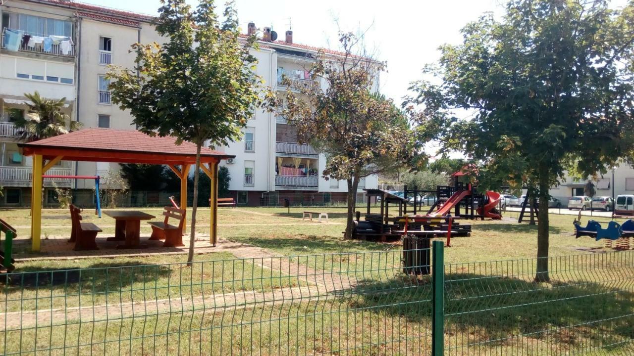 Studio Apartman Lena Umag Exterior foto